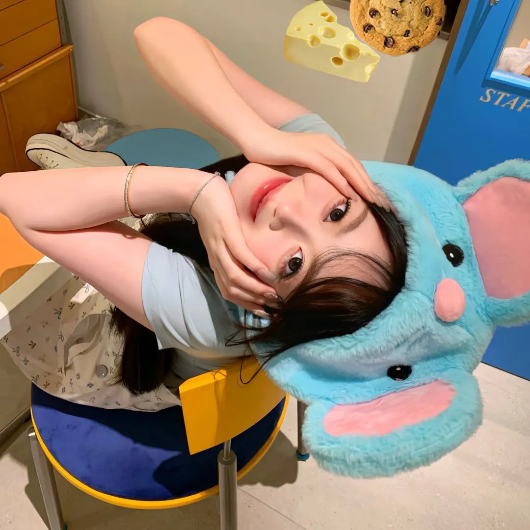 璀璨不可及的她